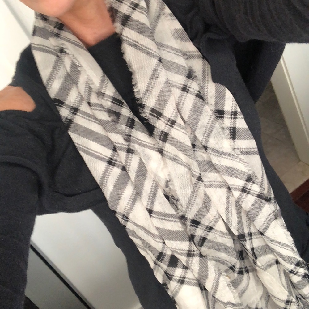 Lauren by Ralph Lauren scarf